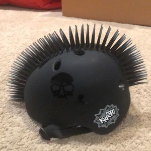 Boys’ Mohawk Bike Helmet.